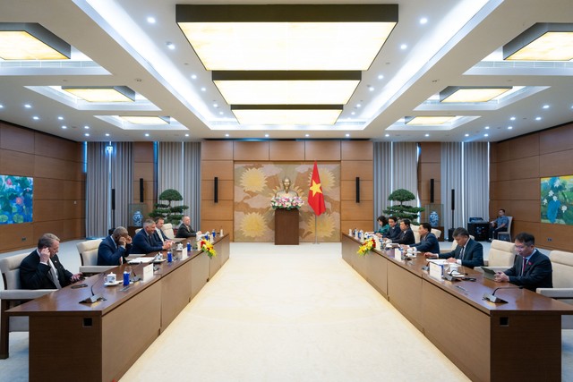 Quang cảnh cuộc tiếp Quang cảnh cuộc tiếp