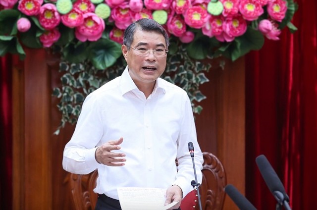 Thủ tướng Lê Minh Hưng ghi nhận, biểu dương những nỗ lực, kết quả đáng khích lệ mà Đảng bộ, chính quyền và nhân dân tỉnh Vĩnh Long đạt được trong thời gian qua - Ảnh: VGP.