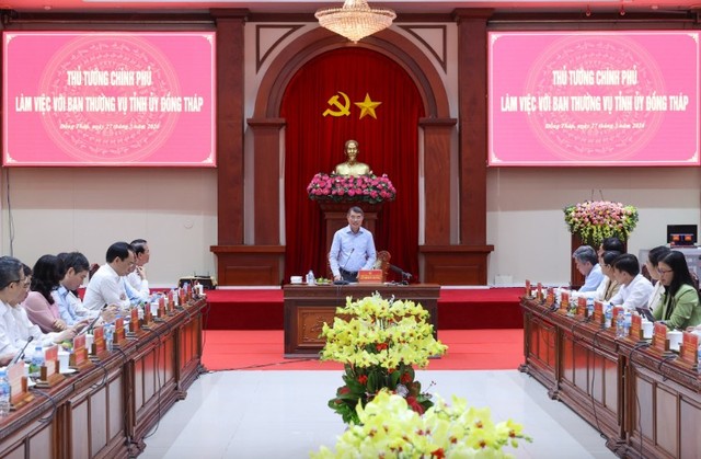 Thủ tướng yêu cầu nghiên cứu, xác định mô hình tăng trưởng mới của Đồng Tháp. Thủ tướng yêu cầu nghiên cứu, xác định mô hình tăng trưởng mới của Đồng Tháp.