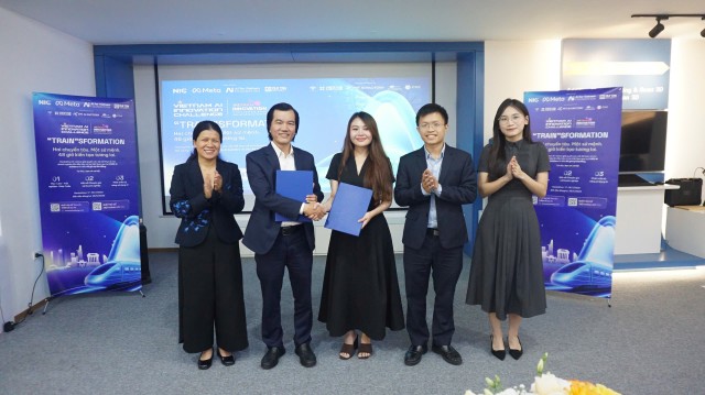 Đơn vị tổ chức trao biên bản ghi nhớ tại lễ công bố chương trình. Đơn vị tổ chức trao biên bản ghi nhớ tại lễ công bố chương trình.