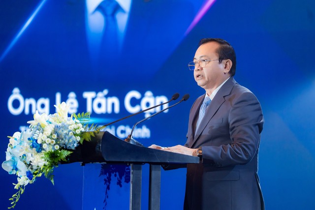Thứ trưởng Bộ Tài chính Lê Tấn Cận phát biểu khai mạc. Thứ trưởng Bộ Tài chính Lê Tấn Cận phát biểu khai mạc.