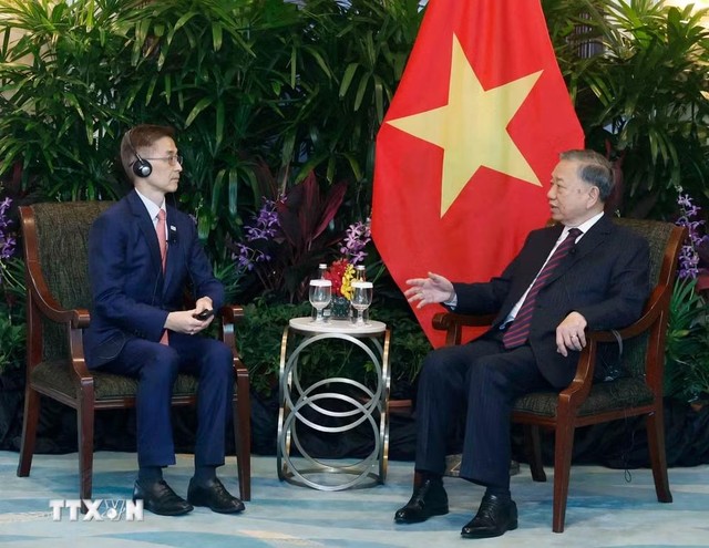 Tổng Bí thư, Chủ tịch nước Tô Lâm tiếp ông Wong Kim Yin, Tổng giám đốc Tập đoàn Sembcorp. (Ảnh: Thống Nhất/TTXVN) Tổng Bí thư, Chủ tịch nước Tô Lâm tiếp ông Wong Kim Yin, Tổng giám đốc Tập đoàn Sembcorp. (Ảnh: Thống Nhất/TTXVN)