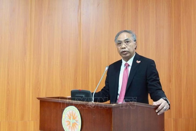 Ông Adam M. Tugio, Đại sứ Cộng hòa Indonesia tại Việt Nam. (Ảnh: Thanh Hương/TTXVN) Ông Adam M. Tugio, Đại sứ Cộng hòa Indonesia tại Việt Nam. (Ảnh: Thanh Hương/TTXVN)