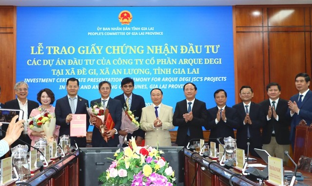 3 dự án khu đô thị, dịch vụ du lịch nổi tại Đầm Đề Gi đang được gỡ vướng liên quan đến cơ cấu cổ đông của Công ty cổ phần Arque Degi, do có sự tham gia của nhà đầu tư nước ngoài. Ảnh: Kim Loan. 3 dự án khu đô thị, dịch vụ du lịch nổi tại Đầm Đề Gi đang được gỡ vướng liên quan đến cơ cấu cổ đông của Công ty cổ phần Arque Degi, do có sự tham gia của nhà đầu tư nước ngoài. Ảnh: Kim Loan.