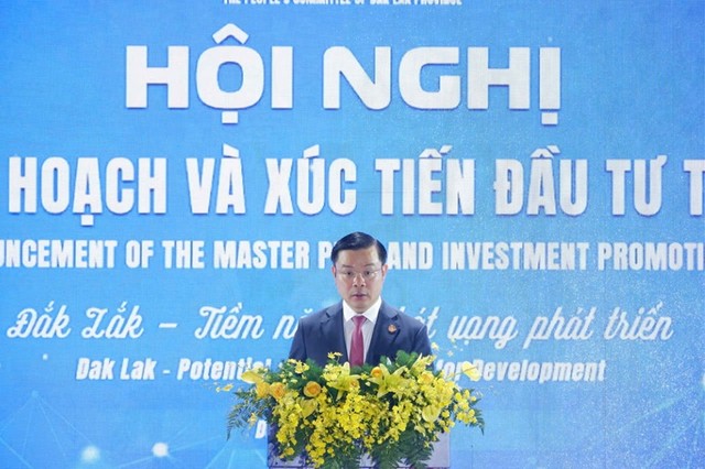 Ông Đỗ Hữu Huy, Chủ tịch UBND tỉnh Đắk Lắk phát biểu khai mạc sự kiện. Ảnh: Nguyễn Toàn