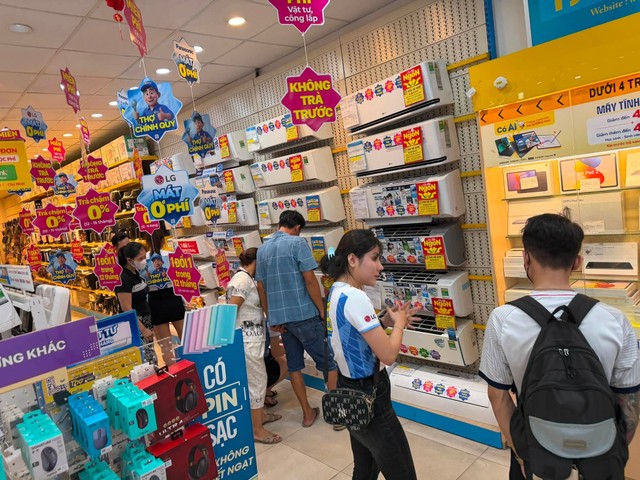 Chất lượng phục vụ chuẩn mực và năng lực tối ưu hóa trải nghiệm khách hàng giúp chuỗi kích cầu mua sắm hiệu quả trên từng điểm bán Chất lượng phục vụ chuẩn mực và năng lực tối ưu hóa trải nghiệm khách hàng giúp chuỗi kích cầu mua sắm hiệu quả trên từng điểm bán