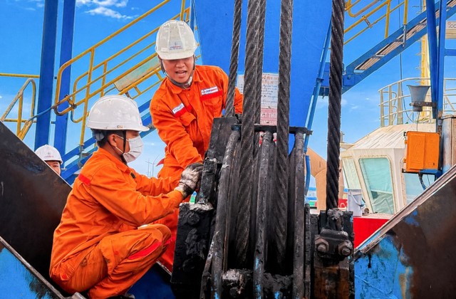 Công tác bảo dưỡng thiết bị được triển khai theo kế hoạch nhằm bảo đảm khả năng sẵn sàng của các tổ máy
