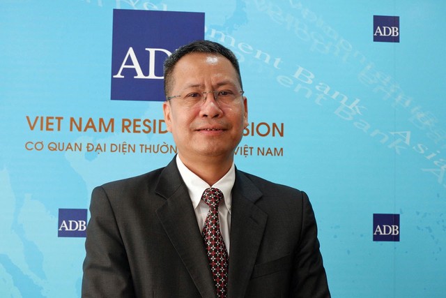 ông Bùi Minh Giáp, Chuyên gia Kinh tế trưởng ADB tại Việt Nam ông Bùi Minh Giáp, Chuyên gia Kinh tế trưởng ADB tại Việt Nam