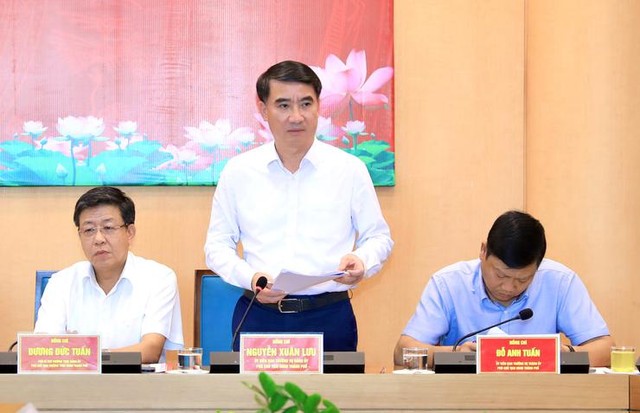 Phó Chủ tịch UBND TP. Hà Nội Nguyễn Xuân Lưu phát biểu tại hội nghị.
