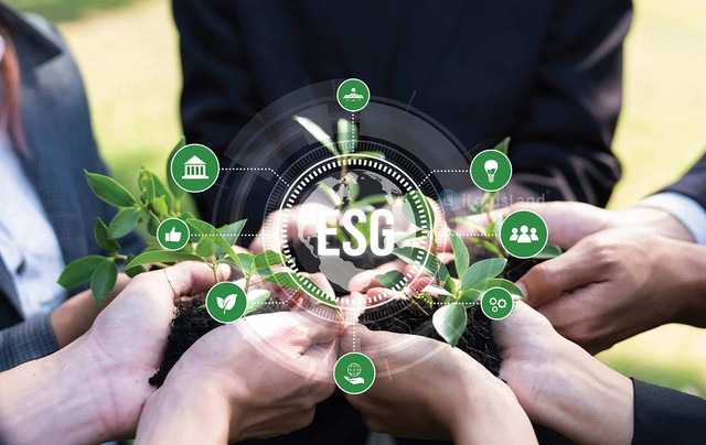 ESG đang chuyển từ yêu cầu công bố thông tin sang trở thành một phần của hạ tầng thị trường vốn và cơ sở cho các quyết định đầu tư ESG đang chuyển từ yêu cầu công bố thông tin sang trở thành một phần của hạ tầng thị trường vốn và cơ sở cho các quyết định đầu tư