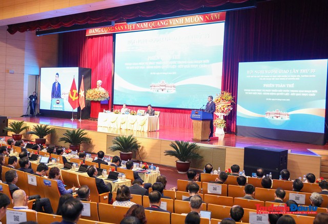 Quang cảnh phiên toàn thể. Ảnh: Đức Thanh Quang cảnh phiên toàn thể. Ảnh: Đức Thanh