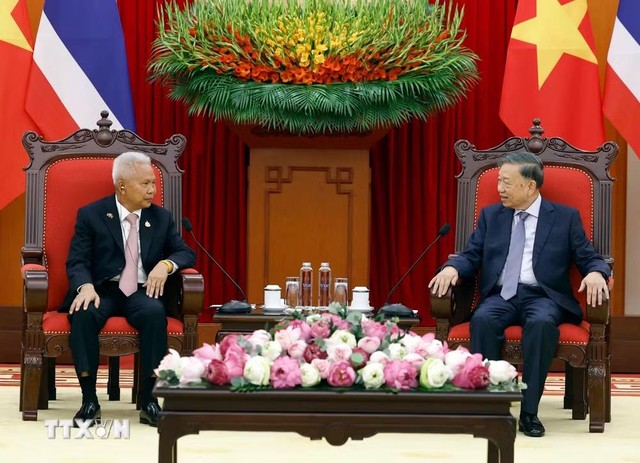 Tổng Bí thư, Chủ tịch nước Tô Lâm tiếp Chủ tịch Quốc hội kiêm Chủ tịch Hạ viện Thái Lan Sophon Zaram. (Ảnh: Thống Nhất/TTXVN) Tổng Bí thư, Chủ tịch nước Tô Lâm tiếp Chủ tịch Quốc hội kiêm Chủ tịch Hạ viện Thái Lan Sophon Zaram. (Ảnh: Thống Nhất/TTXVN)