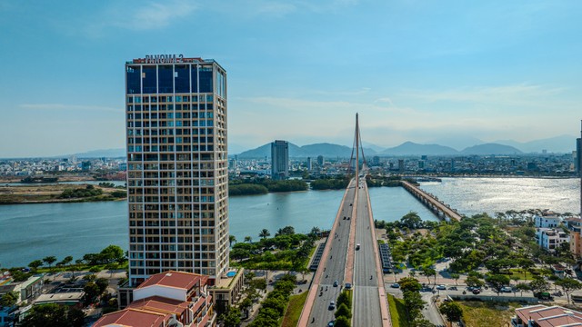 Với vị trí đắc địa mặt sông Hàn, căn hộ The Panoma mang về dòng tiền cho thuê ổn định từ 18 - 42 triệu đồng/tháng. Ảnh: Sun Property. Với vị trí đắc địa mặt sông Hàn, căn hộ The Panoma mang về dòng tiền cho thuê ổn định từ 18 - 42 triệu đồng/tháng. Ảnh: Sun Property.