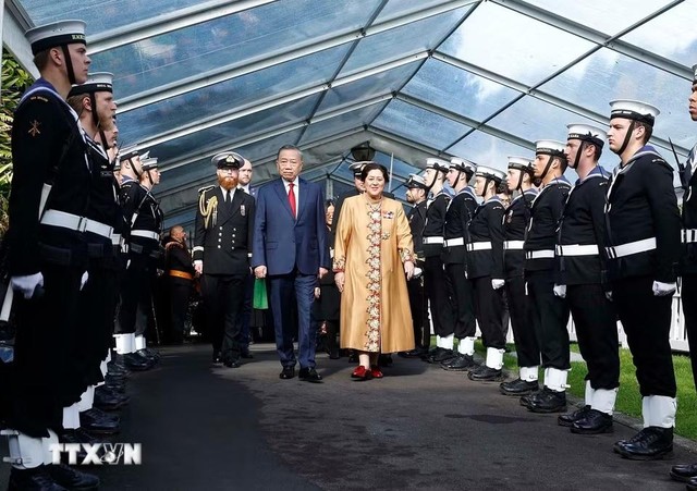 Toàn quyền New Zealand Dame Cindy Kiro đã chủ trì Lễ đón Tổng Bí thư, Chủ tịch nước Tô Lâm cùng Đoàn đại biểu cấp cao Việt Nam thăm cấp Nhà nước tới New Zealand. Ảnh: Thống Nhất/TTXVN. Toàn quyền New Zealand Dame Cindy Kiro đã chủ trì Lễ đón Tổng Bí thư, Chủ tịch nước Tô Lâm cùng Đoàn đại biểu cấp cao Việt Nam thăm cấp Nhà nước tới New Zealand. Ảnh: Thống Nhất/TTXVN.