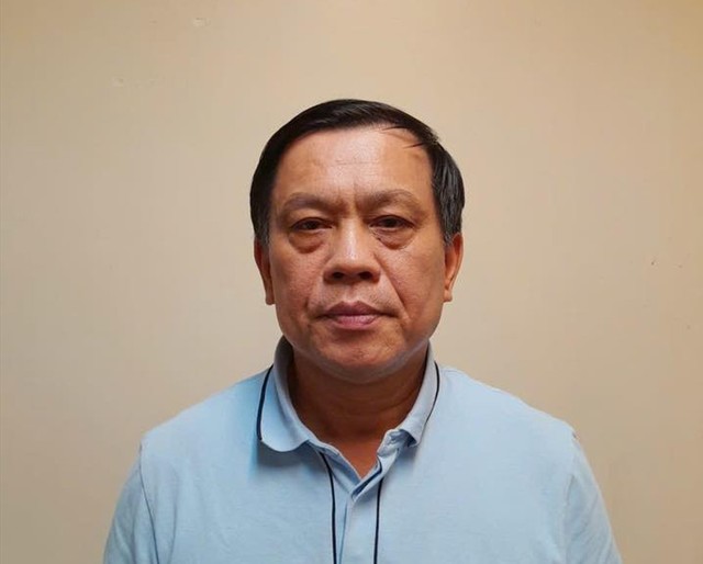 Cựu Thứ trưởng Bộ LĐ-TB&amp;XH (cũ) Nguyễn Bá Hoan bị cáo buộc nhận hối lộ.
