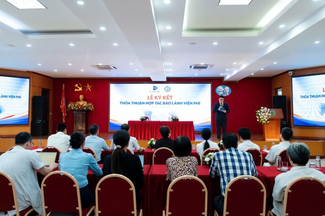 Toàn cảnh buổi lễ ký kết