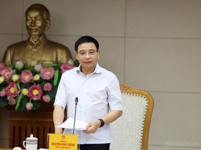Phó Thủ tướng giao Bộ Tài chính theo dõi, đôn đốc, tổng hợp tình hình thực hiện các nhiệm vụ về TTTCQT, kịp thời báo cáo Hội đồng điều hành, Thủ tướng, Phó Thủ tướng. Phó Thủ tướng giao Bộ Tài chính theo dõi, đôn đốc, tổng hợp tình hình thực hiện các nhiệm vụ về TTTCQT, kịp thời báo cáo Hội đồng điều hành, Thủ tướng, Phó Thủ tướng.
