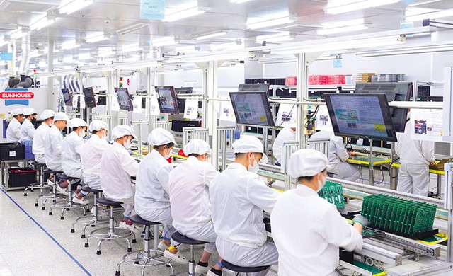 Việt Nam đang ưu tiên chuyển đổi mô hình tăng trưởng dựa trên đổi mới sáng tạo.Ảnh: Lê Toàn Việt Nam đang ưu tiên chuyển đổi mô hình tăng trưởng dựa trên đổi mới sáng tạo.Ảnh: Lê Toàn