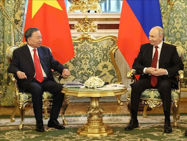Tổng Bí thư, Chủ tịch nước Tô Lâm gặp hẹp với Tổng thống Liên bang Nga Vladimir Putin. Ảnh: Thống Nhất/TTXVN Tổng Bí thư, Chủ tịch nước Tô Lâm gặp hẹp với Tổng thống Liên bang Nga Vladimir Putin. Ảnh: Thống Nhất/TTXVN