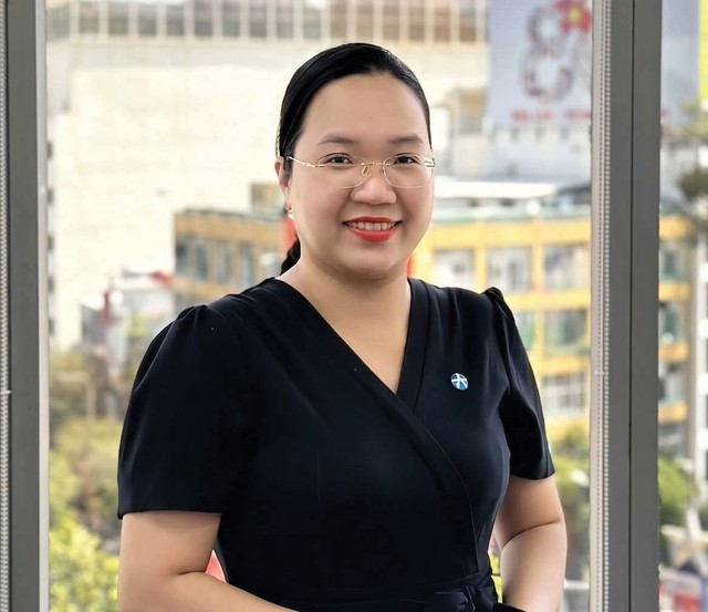 ThS. Bùi Thị Loan, Giám đốc Trung tâm Kinh doanh trực tuyến, Công ty Chứng khoán Yuanta Việt Nam ThS. Bùi Thị Loan, Giám đốc Trung tâm Kinh doanh trực tuyến, Công ty Chứng khoán Yuanta Việt Nam