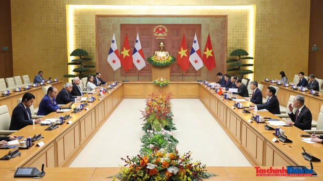 Thủ tướng Lê Minh Hưng hội kiến Tổng thống Panama José Raúl Mulino - Ảnh: Đức Thanh Thủ tướng Lê Minh Hưng hội kiến Tổng thống Panama José Raúl Mulino - Ảnh: Đức Thanh