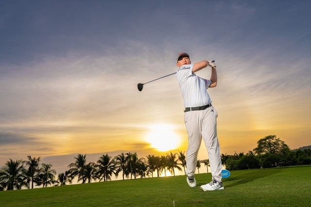 Khách hàng NCB Visa Sun Signature được hưởng ưu đãi phí sân tại Eschuri Vung Bau Golf lên tới 30%. Khách hàng NCB Visa Sun Signature được hưởng ưu đãi phí sân tại Eschuri Vung Bau Golf lên tới 30%.
