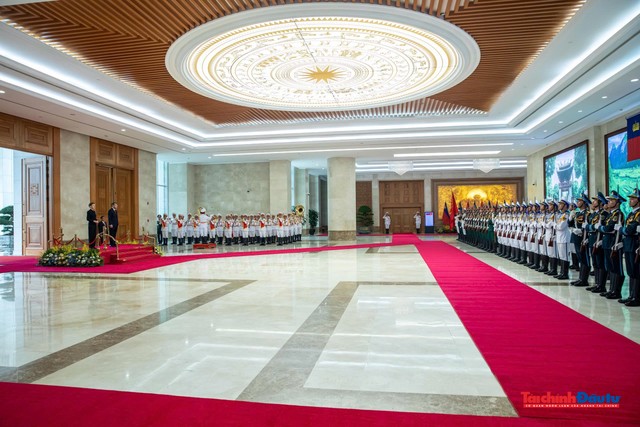 Thủ tướng Lê Minh Hưng chủ trì Lễ đón Thủ tướng Công quốc Liechtenstein Brigitte Haas thăm chính thức Việt Nam Thủ tướng Lê Minh Hưng chủ trì Lễ đón Thủ tướng Công quốc Liechtenstein Brigitte Haas thăm chính thức Việt Nam