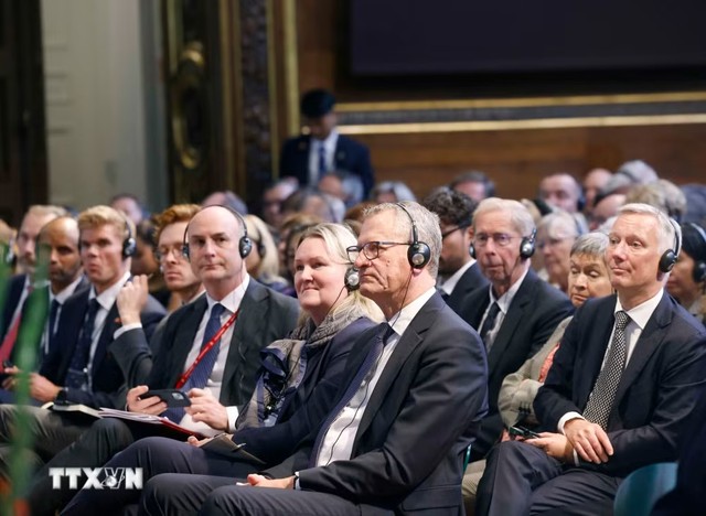 Các đại biểu tham dự cuộc phát biểu chính sách tại Đại học Copenhagen của Tổng Bí thư, Chủ tịch nước Tô Lâm. (Ảnh: Thống Nhất/TTXVN) Các đại biểu tham dự cuộc phát biểu chính sách tại Đại học Copenhagen của Tổng Bí thư, Chủ tịch nước Tô Lâm. (Ảnh: Thống Nhất/TTXVN)