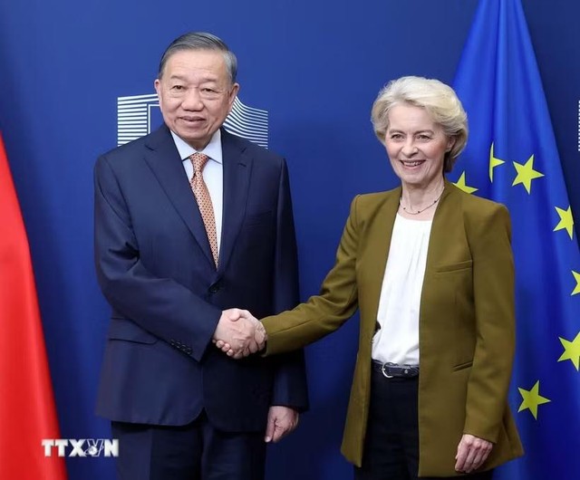 Tổng Bí thư, Chủ tịch nước Tô Lâm gặp Chủ tịch Ủy ban châu Âu Ursula von der Leyen. (Ảnh: Thống Nhất/TTXVN) Tổng Bí thư, Chủ tịch nước Tô Lâm gặp Chủ tịch Ủy ban châu Âu Ursula von der Leyen. (Ảnh: Thống Nhất/TTXVN)