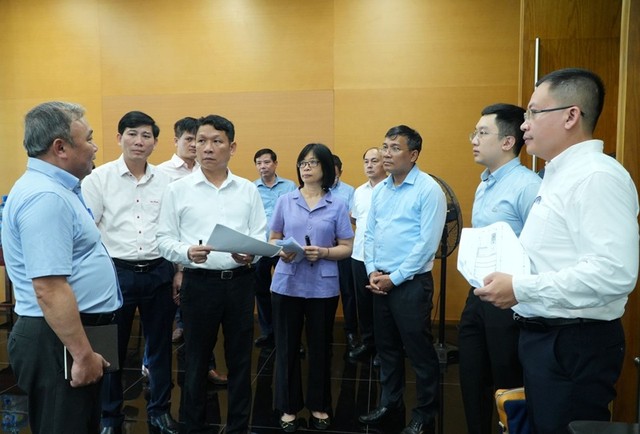 Đoàn công tác Ban Thư ký và các Tiểu ban APEC 2027 và lãnh đạo UBND tỉnh Gia Lai khảo sát thực tế tại Trung tâm Hội nghị tỉnh, một trong các địa điểm dự kiến phục vụ Hội nghị ISOM APEC 2027. Đoàn công tác Ban Thư ký và các Tiểu ban APEC 2027 và lãnh đạo UBND tỉnh Gia Lai khảo sát thực tế tại Trung tâm Hội nghị tỉnh, một trong các địa điểm dự kiến phục vụ Hội nghị ISOM APEC 2027.
