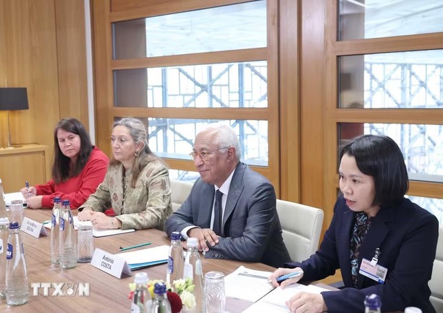 Chủ tịch Hội đồng châu Âu Antonio Costa phát biểu tại cuộc gặp hẹp Tổng Bí thư, Chủ tịch nước Tô Lâm trước hội đàm. (Ảnh: Thống Nhất/TTXVN) Chủ tịch Hội đồng châu Âu Antonio Costa phát biểu tại cuộc gặp hẹp Tổng Bí thư, Chủ tịch nước Tô Lâm trước hội đàm. (Ảnh: Thống Nhất/TTXVN)