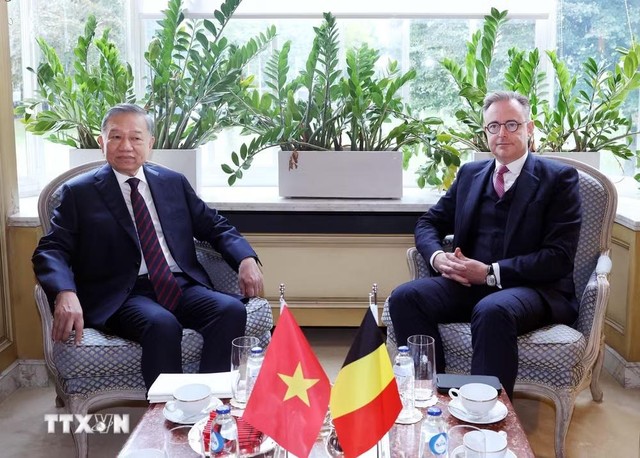 Tổng Bí thư, Chủ tịch nước Tô Lâm gặp hẹp Thủ tướng Bỉ Bart De Wever. (Ảnh: Thống Nhất/TTXVN) Tổng Bí thư, Chủ tịch nước Tô Lâm gặp hẹp Thủ tướng Bỉ Bart De Wever. (Ảnh: Thống Nhất/TTXVN)