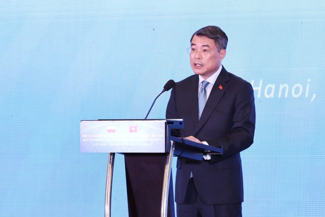 Thủ tướng Lê Minh Hưng đề xuất 4 định hướng trọng tâm, đưa hợp tác thương mại, đầu tư Việt Nam - Ba Lan hiệu quả, thực chất hơn nữa.