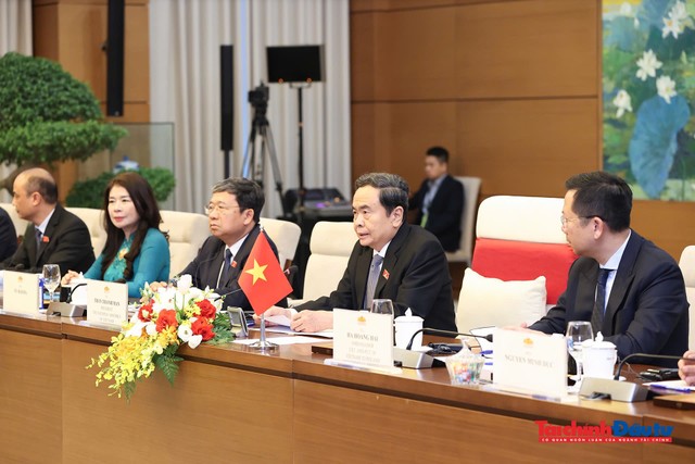 Chủ tịch Quốc hội Trần Thanh Mẫn phát biểu. Chủ tịch Quốc hội Trần Thanh Mẫn phát biểu.