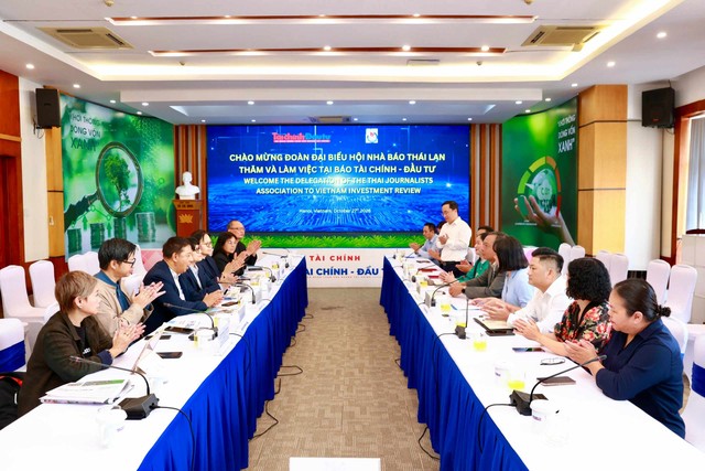 Cuộc gặp là dịp để báo chí hai nước trao đổi kinh nghiệm, chia sẻ mô hình hoạt động và tăng cường hợp tác, gắn kết giữa các cơ quan truyền thông Việt Nam - Thái Lan. Cuộc gặp là dịp để báo chí hai nước trao đổi kinh nghiệm, chia sẻ mô hình hoạt động và tăng cường hợp tác, gắn kết giữa các cơ quan truyền thông Việt Nam - Thái Lan.