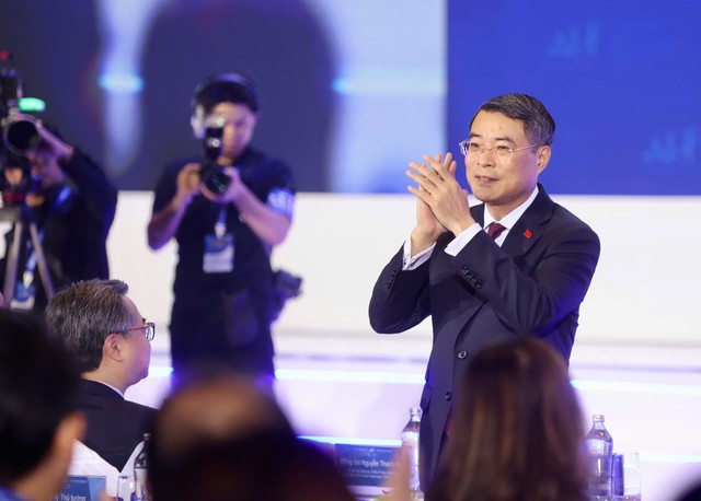 Thủ tướng Lê Minh Hưng tại Diễn đàn kinh tế Mùa thu 2026. Thủ tướng Lê Minh Hưng tại Diễn đàn kinh tế Mùa thu 2026.