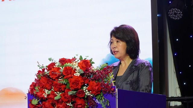 Thứ trưởng Bộ Ngoại giao Nguyễn Thị Hoàng Vân phát biểu tại hội nghị. Ảnh T.D Thứ trưởng Bộ Ngoại giao Nguyễn Thị Hoàng Vân phát biểu tại hội nghị. Ảnh T.D