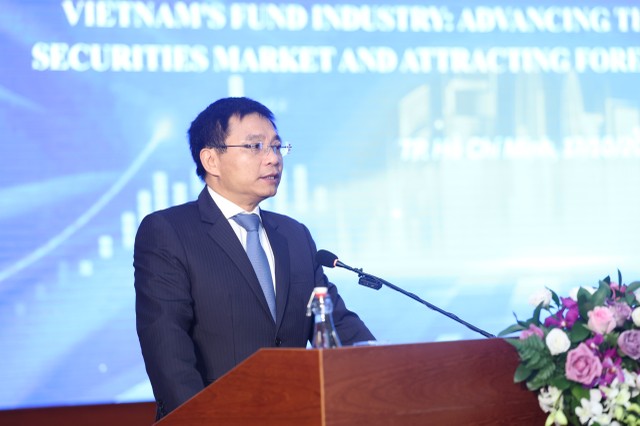 Bộ trưởng Nguyễn Văn Thắng phát biểu tại hội nghị. Ảnh: Lê Toàn