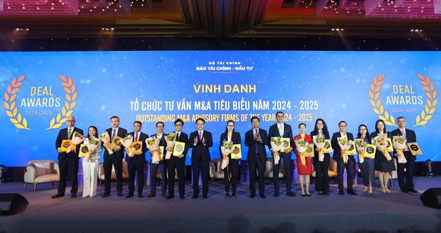 Rồng Việt là một trong 3 công ty chứng khoán được vinh danh trong 14 đơn vị tư vấn M&amp;A tiêu biểu.