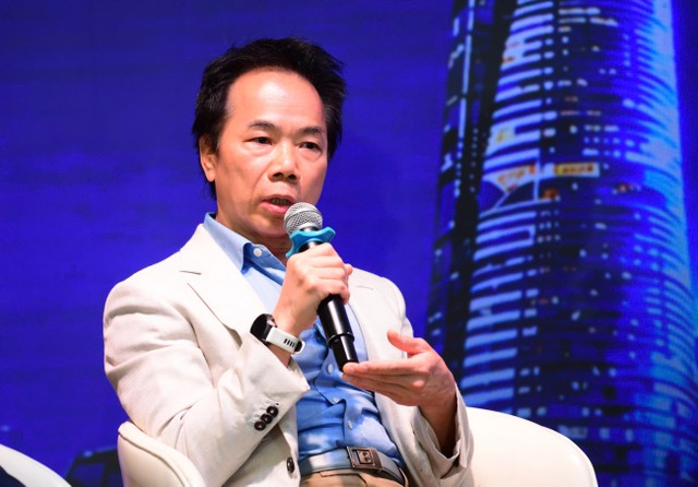 Ông Johan Nyvene - Chủ tịch HĐQT Công ty Chứng khoán TP.HCM Ông Johan Nyvene - Chủ tịch HĐQT Công ty Chứng khoán TP.HCM