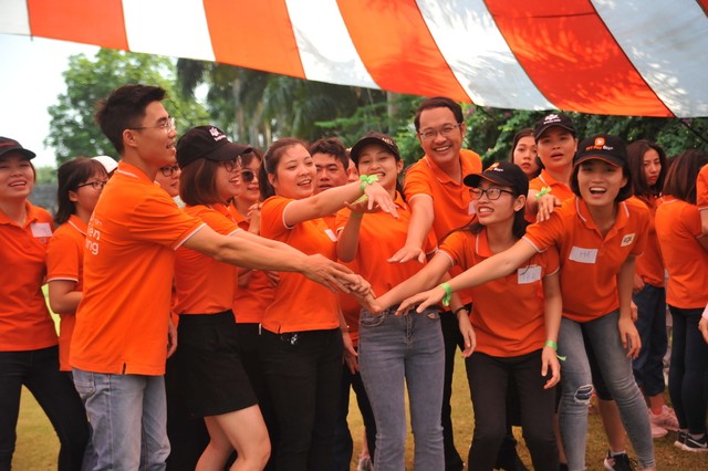 FPT có lợi thế về nguồn nhân lực trẻ FPT có lợi thế về nguồn nhân lực trẻ