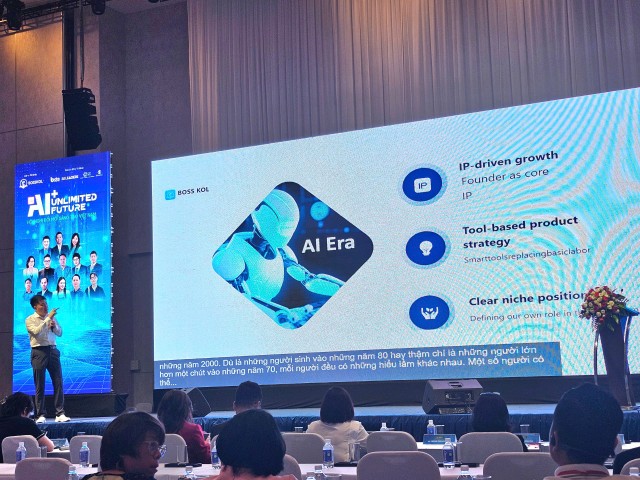 Ông Cheng Xueli chia sẻ tại sự kiện ngày 18/07.