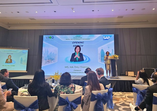 Bà Hà Thu Thanh, Chủ tịch VIOD chia sẻ tại hội thảo.