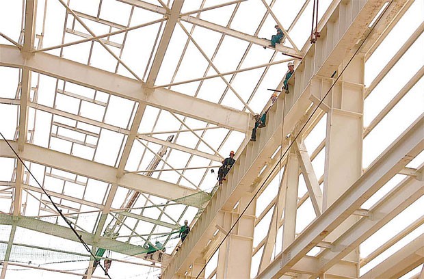 Luật sư - nghề đang nổi ảnh 1