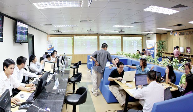 Tìm cách cho CTCK “chuyển nghề” ảnh 2