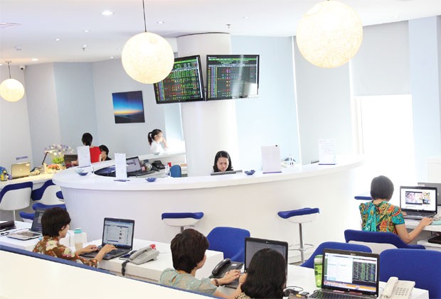 UBCK bỏ sót nhiều DN vi phạm công bố thông tin ảnh 1