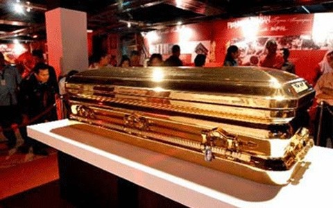 60 tỷ chỉ để đóng... quan tài ảnh 1