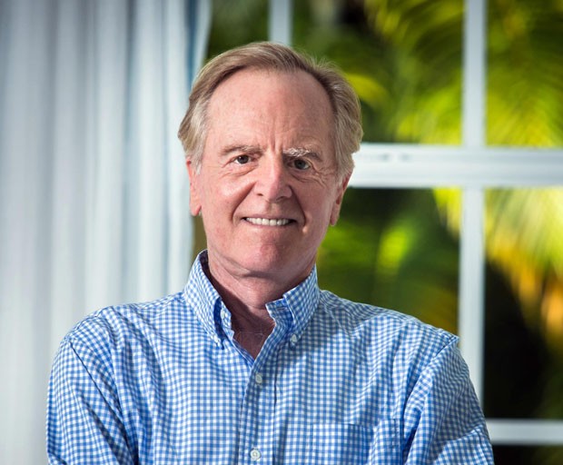 Cựu CEO của Apple nhăm nhe BlackBerry ảnh 1