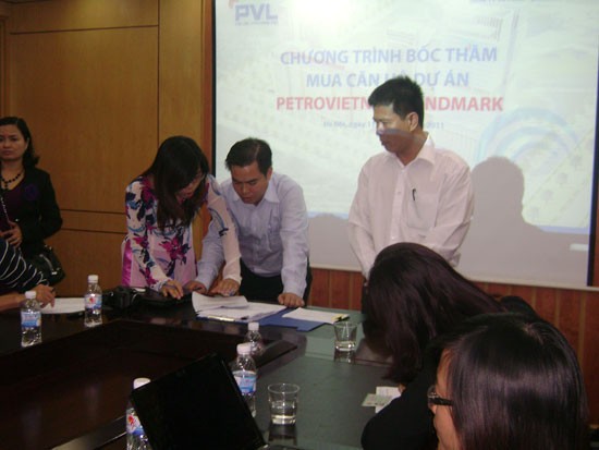 Khôi hài chuyện đấu giá mua nhà đại hạ giá PVL  ảnh 1