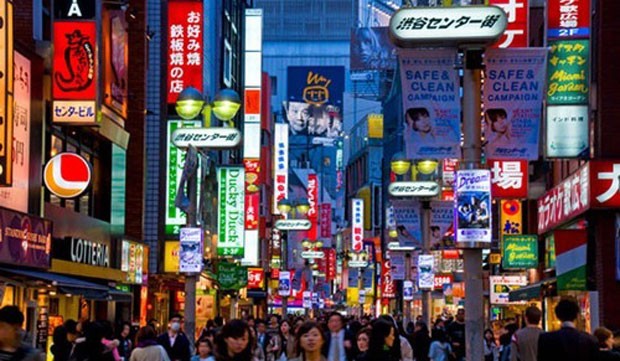 Kinh tế Nhật tuột dốc mạnh ảnh 1